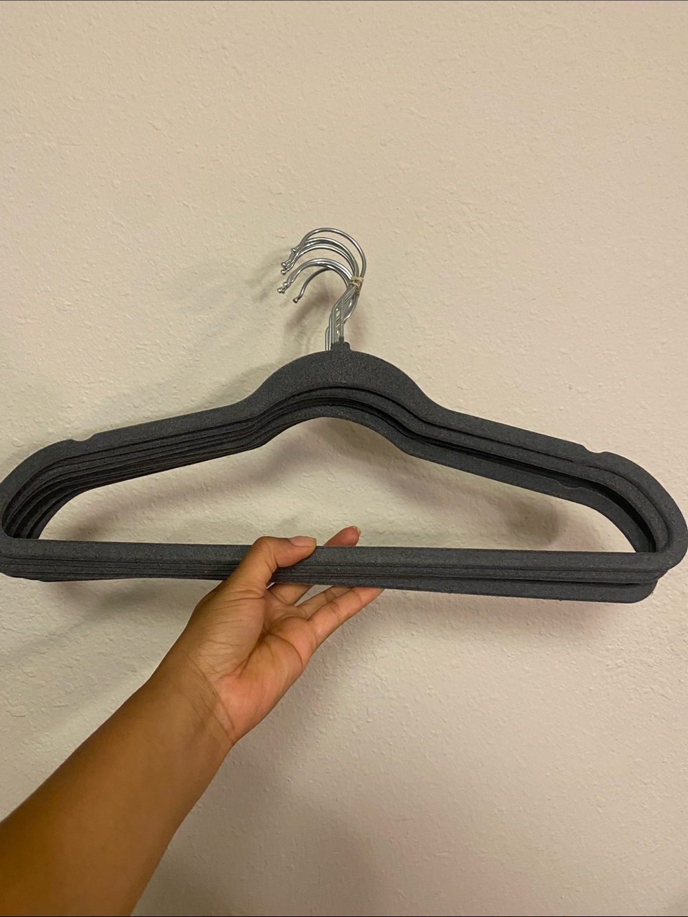 9 Velvet Hangers - Gray - Picture 2 of 5
